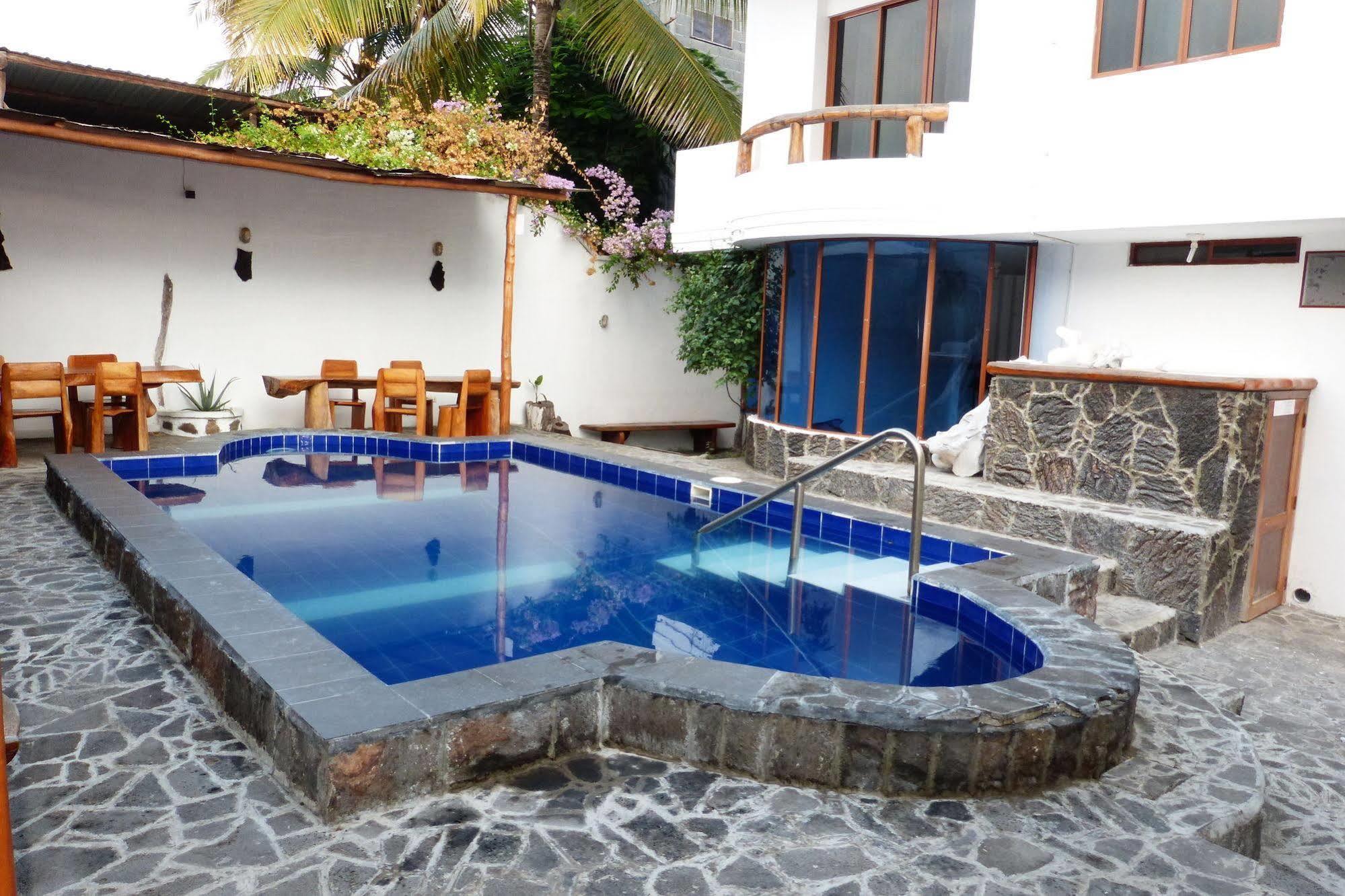 Galapagos Islands Hotel Puerto Ayora  Exterior foto
